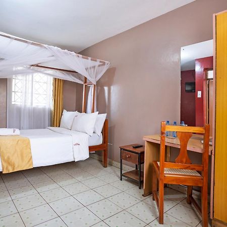 קיסומו Melvic Hotel מראה חיצוני תמונה