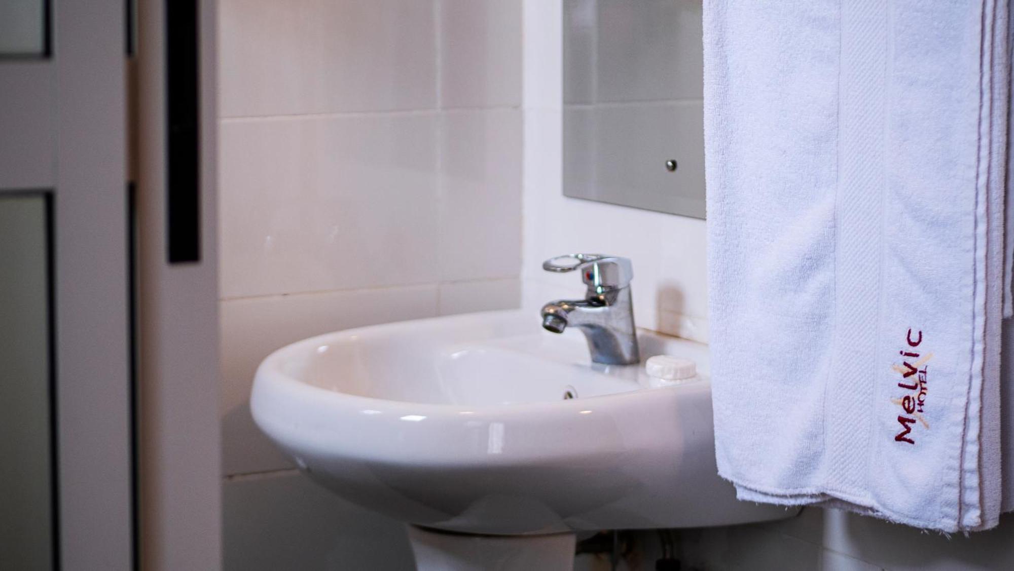 קיסומו Melvic Hotel מראה חיצוני תמונה